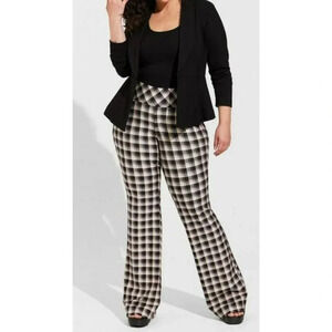 Torrid Plus Size 1R Black & Beige Plaid High-Waisted pocket pixie Flare Pant